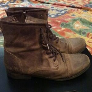 Mens boots