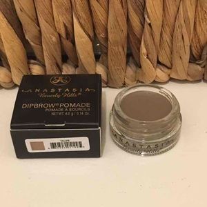 Dip brow taupe