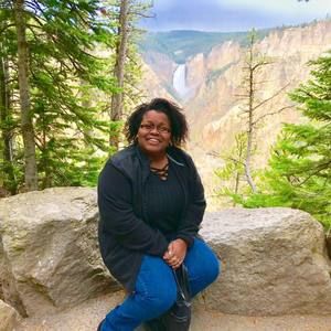 Meet your Posher, Helene