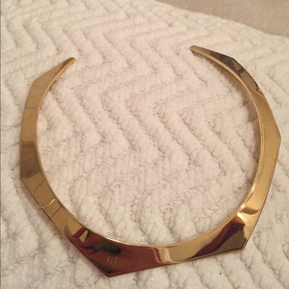 J. CREW GOLD NECKLACE - Picture 2 of 2