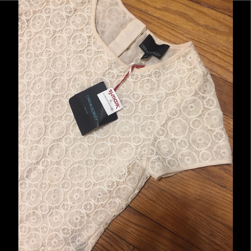 NWT cream lace top