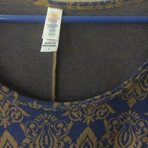 Large Perfect T Woven LuLaroe Tapestry Shirt