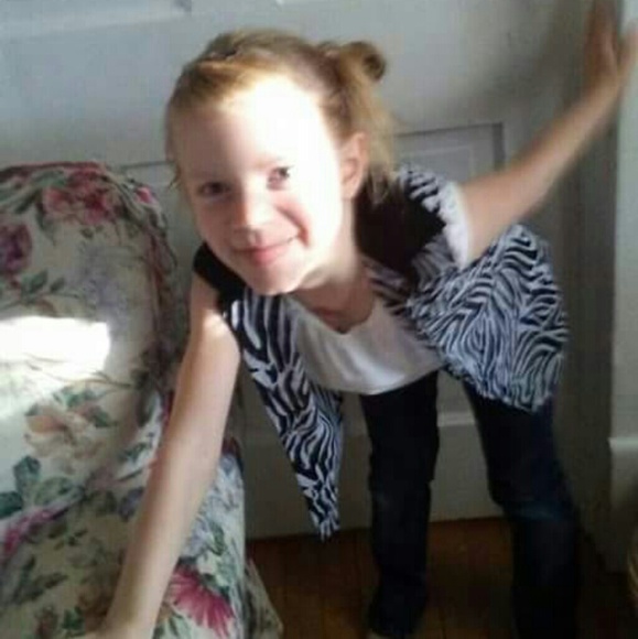 Meet your Posher, Crystal - Picture 2 of 8