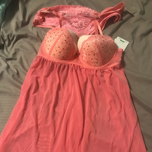 Jessica Simpson Other - Sexy pink lingerie