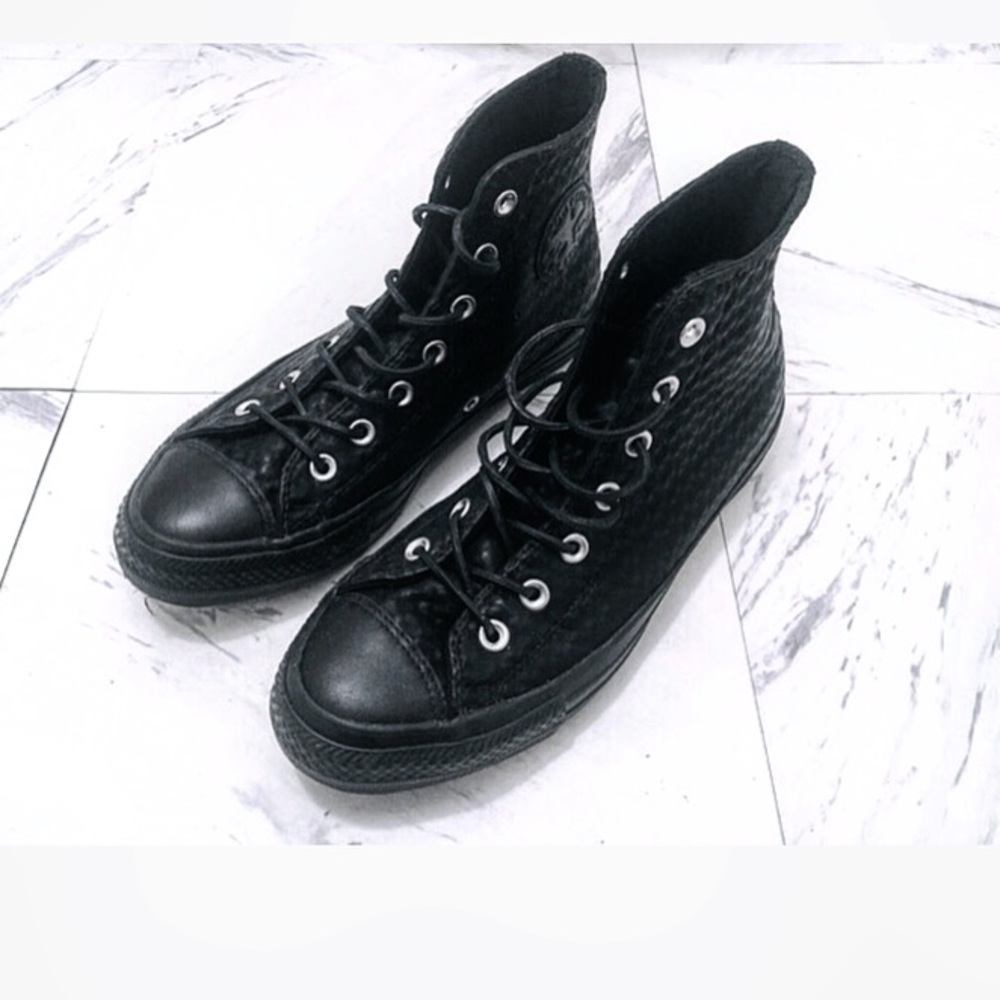 Rare Hi-Top Black Leather Converse