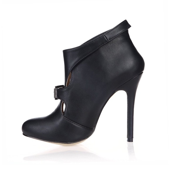 HOST PICK Multi Buckle Stiletto Booties - Picture 5 of 9
