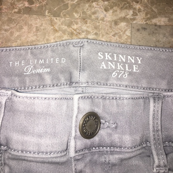 The Limited 678 Skinny Ankle Jeans - Picture 4 of 6