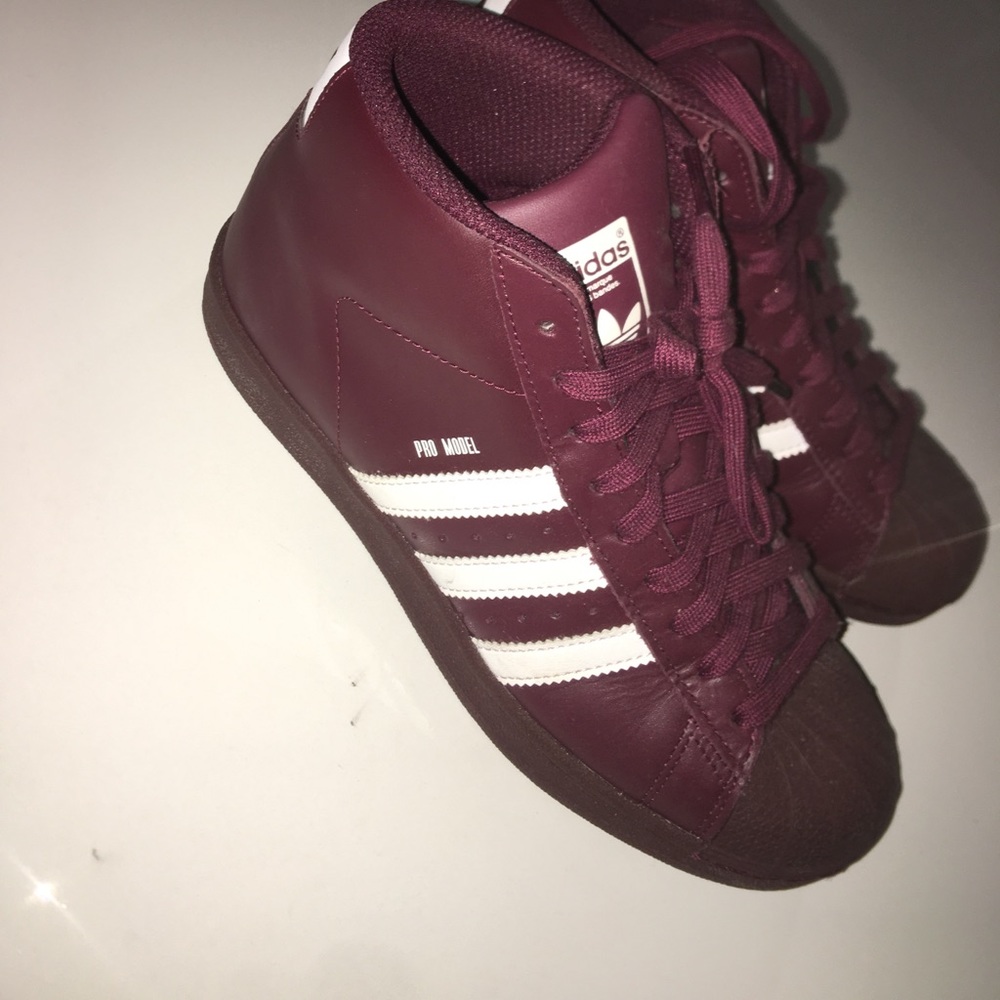 Shoes - Picture 2 of 3