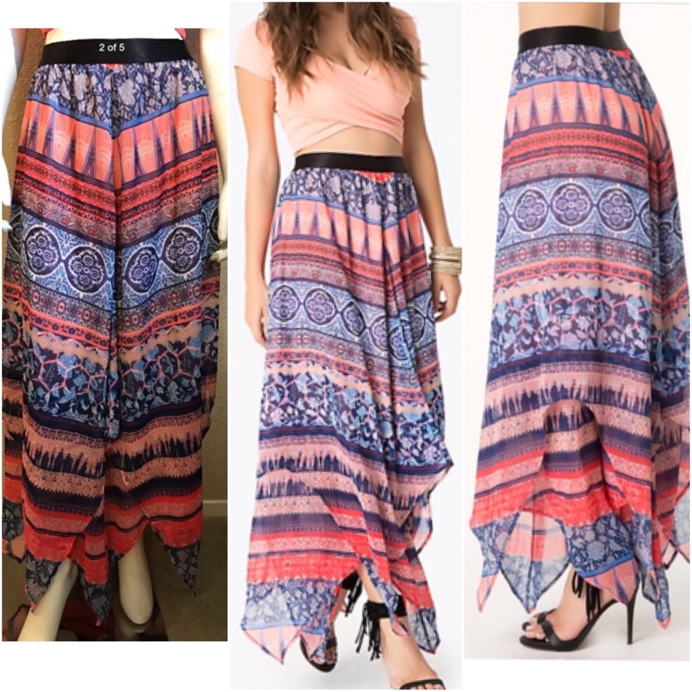 Bebe Print Handkerchief Skirt Size XS, S