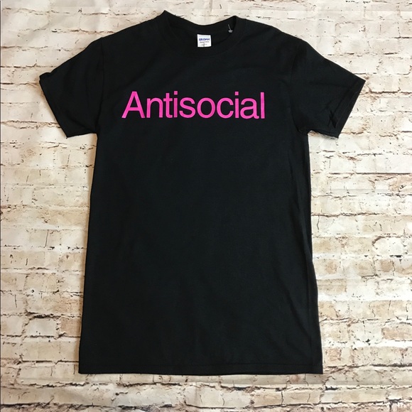 🏠 Women's Antisocial T-Shirt 🏠 - Picture 4 of 6