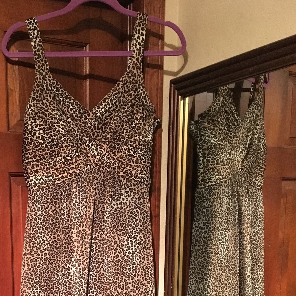 Leopard Maxi Dress - Picture 2 of 5