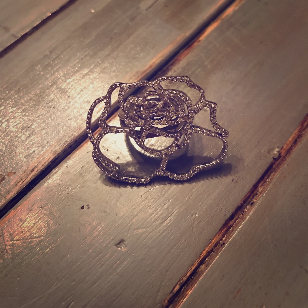 Stunning rose ring