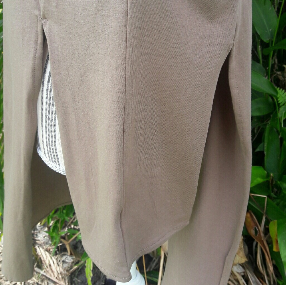 ✂️💰🍍TAUPE TUNIC🌴 - Picture 6 of 6