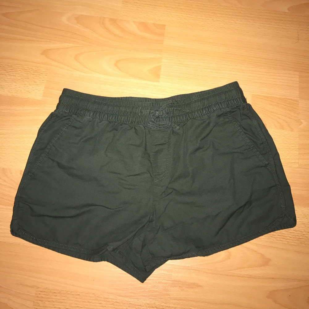 Gap jogger shorts