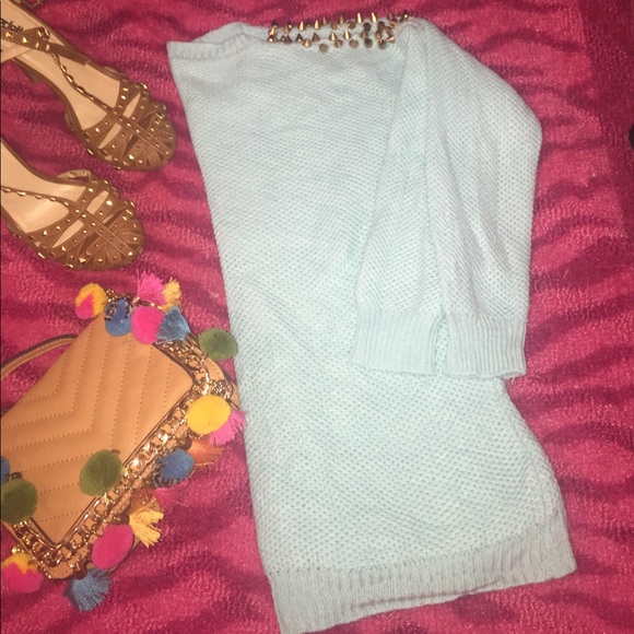 Brand new light real sweater with gold studs - Picture 3 of 7