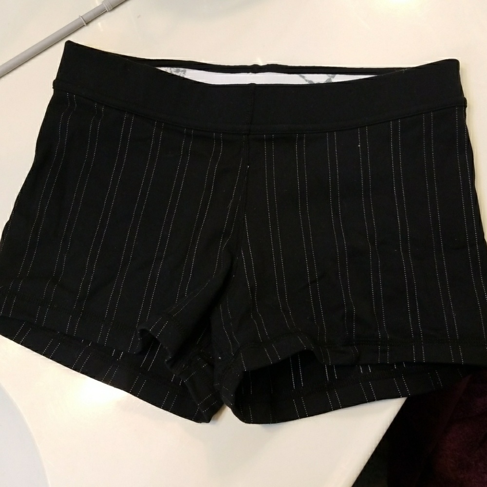 Lululemon yoga shorts