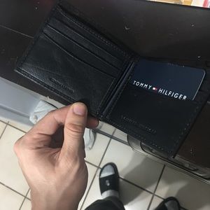 Tommy Hilfiger Wallet