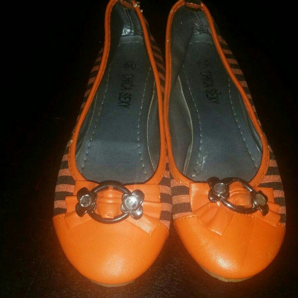 Pumps - Picture 2 of 2