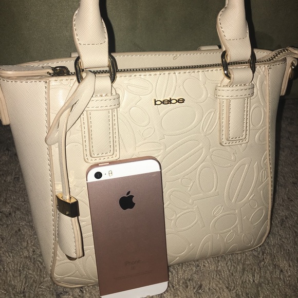 💛💛Bebe small Tan handbag No flaws! Used few times - Picture 2 of 7