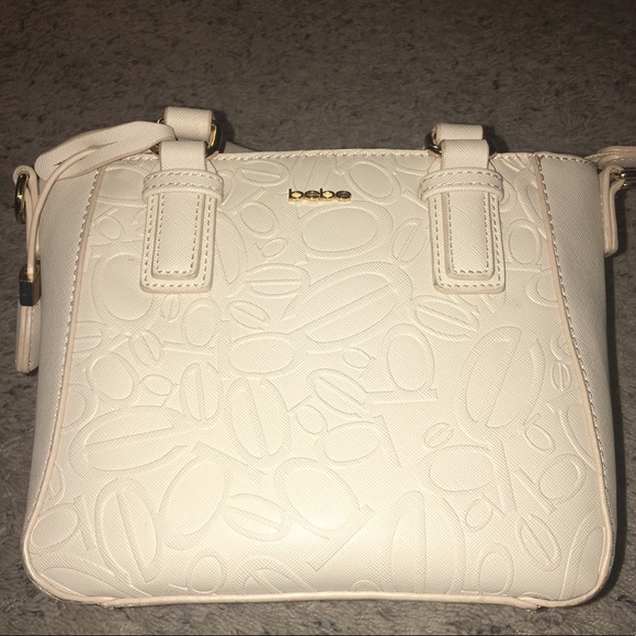 💛💛Bebe small Tan handbag No flaws! Used few times - Picture 7 of 7