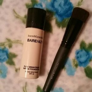 BARE MINERALS Bareskin Serum Foundation and Brush