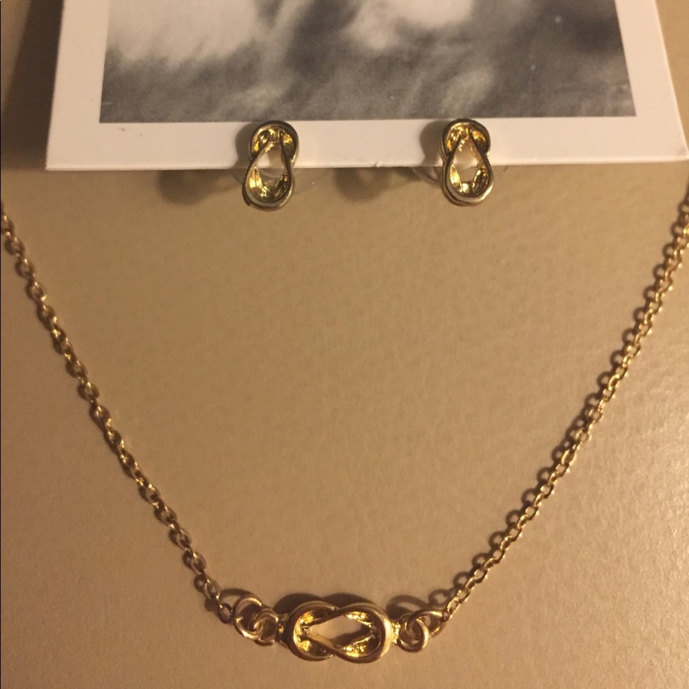 Love knot Earrings and Necklace Set