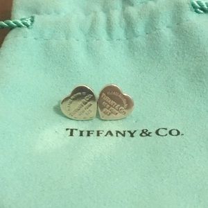 Return to Tiffany mini heart tag earrings