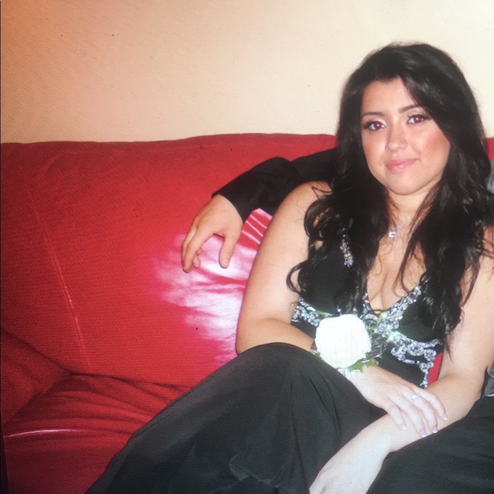 Beautiful dress taking best offer!