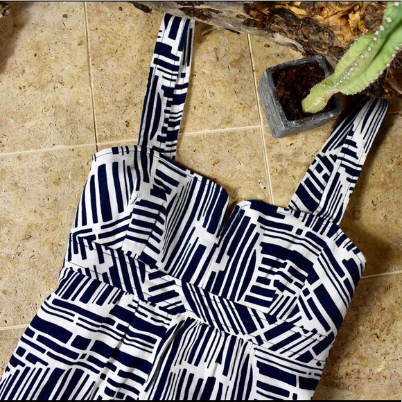 Trina Turk babydoll stripped circle mini - Picture 2 of 4