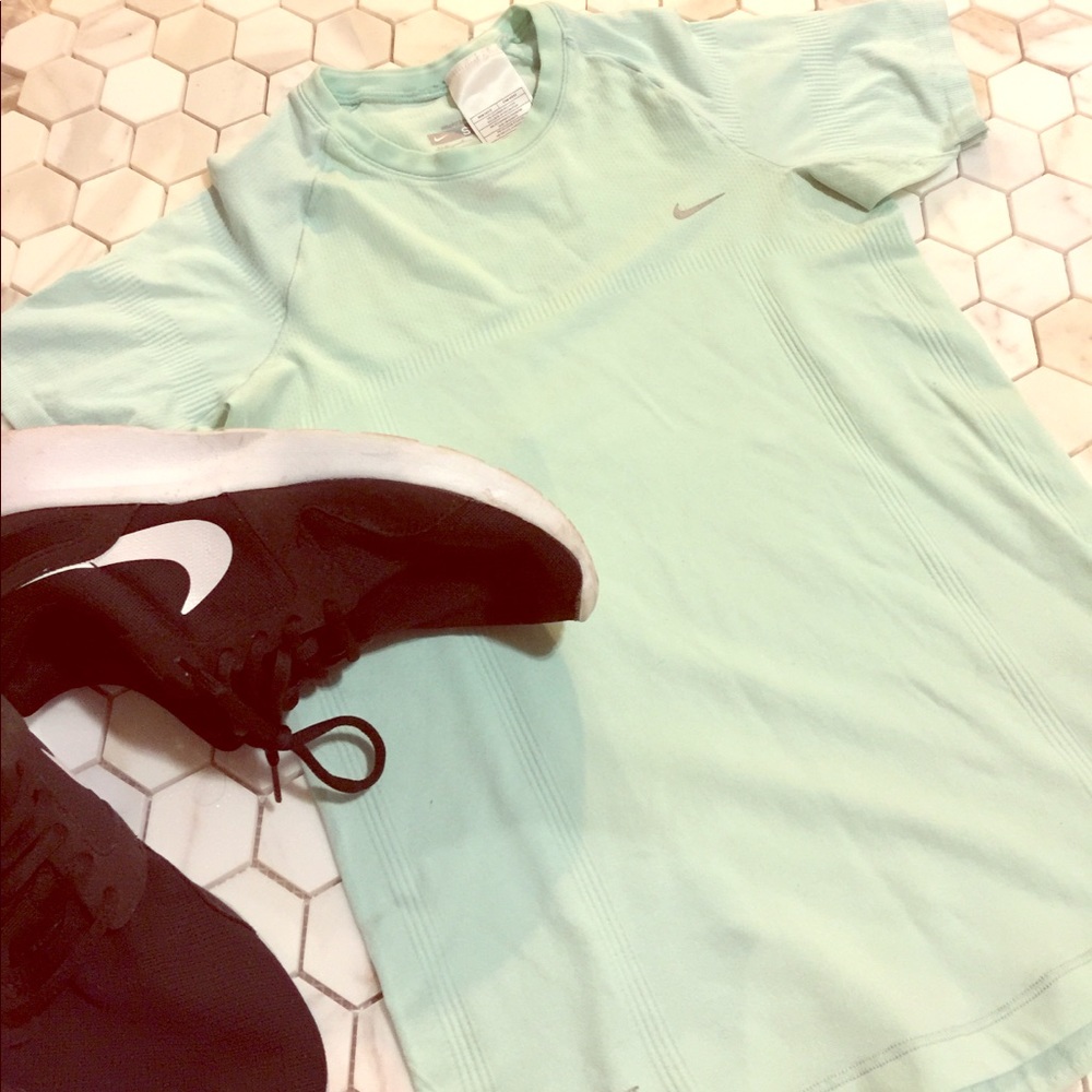 Nike FIT running shirt