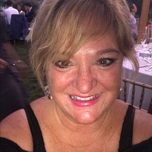 Meet your Posher, Gina