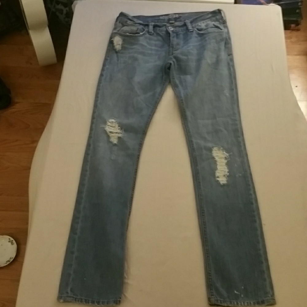 Hollister​ Brand Jeans/Size 5/Low rise