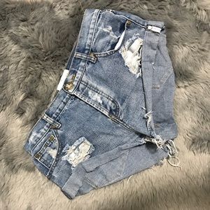One Teaspoon • Bandits Shorts