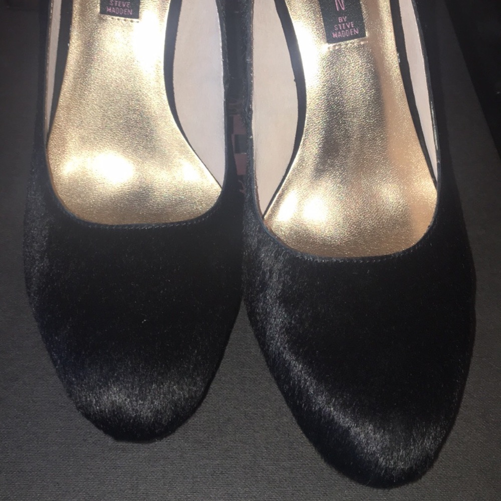 Steve Madden Mercyy1 black pony hair pump 9