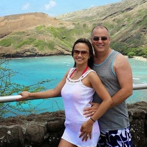 Meet your Posher, Mahal - Picture 1 of 1