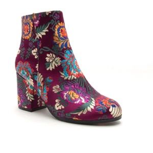 2 left ! 2XhOstpick ! 3 PR left!ohemian bliss boot