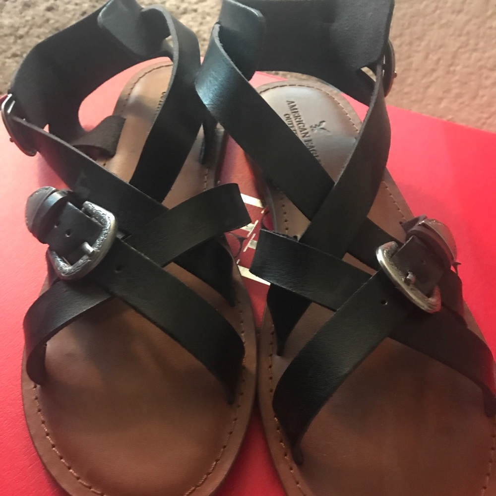 American Eagle Sandals