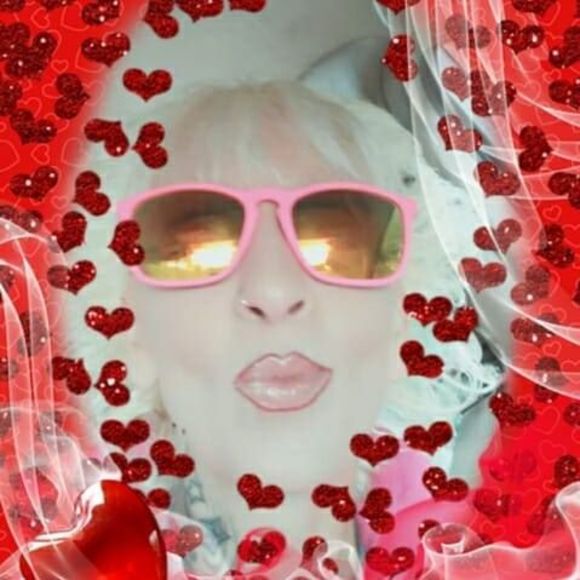 Meet your Posher, Pamela - Picture 1 of 1