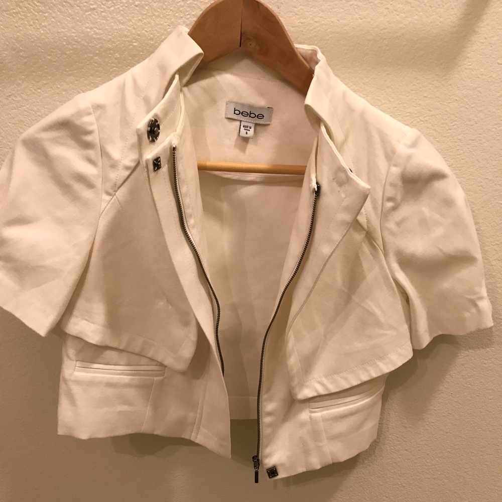 🌻 Price Drop!! 🌻bebe Cropped Mini Jacket
