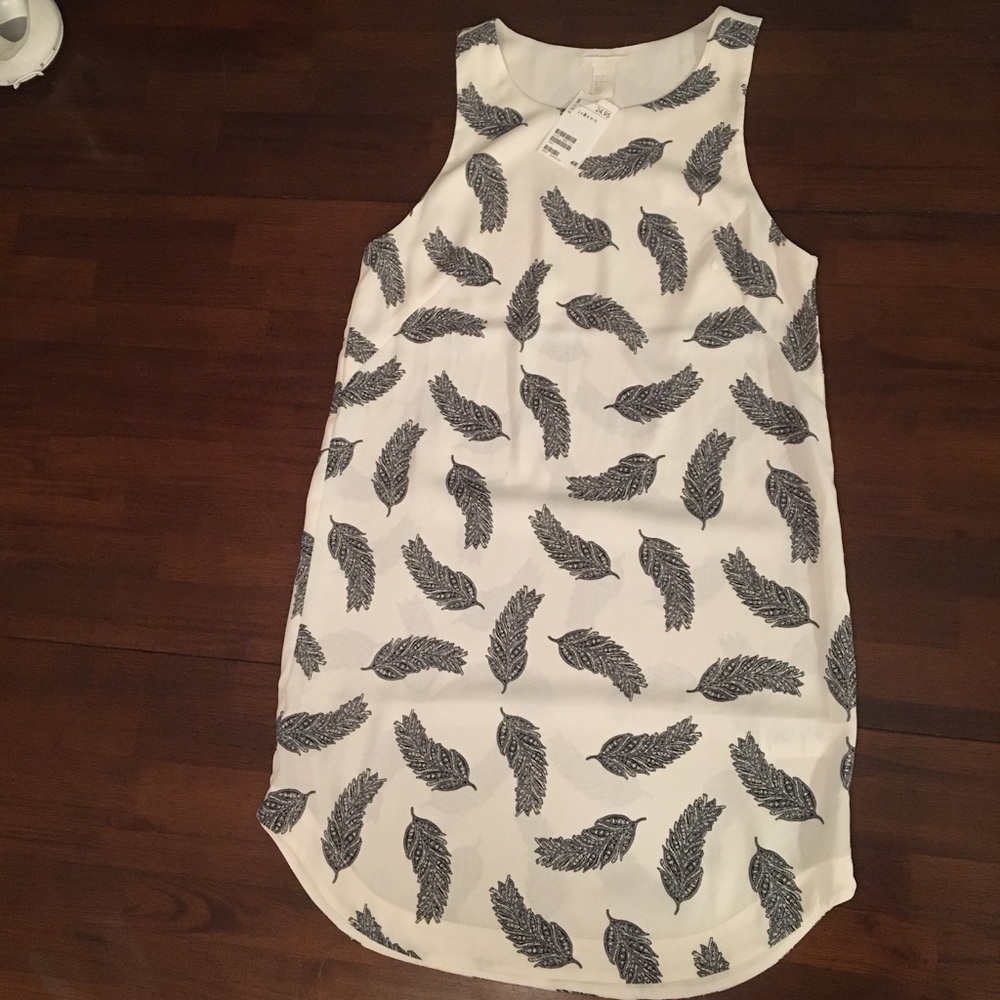 H&M white feather patterned dress