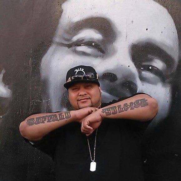 Meet your Posher, Bronson - Picture 1 of 1