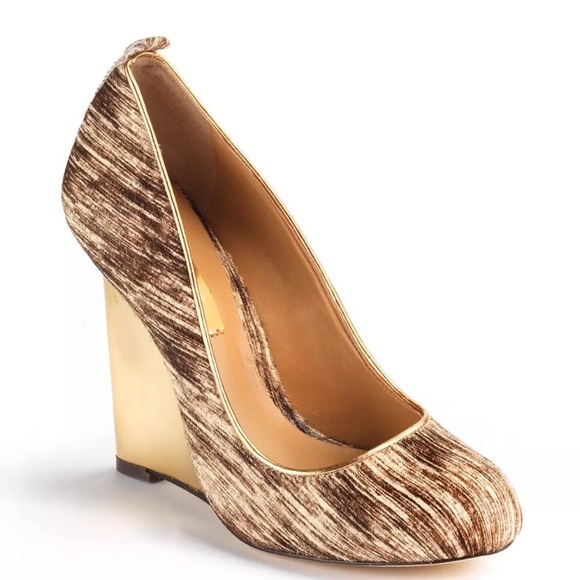 BCBGMaxAzria Shoes - New Bcbgmaxazria valletta calf hair wedge size 9