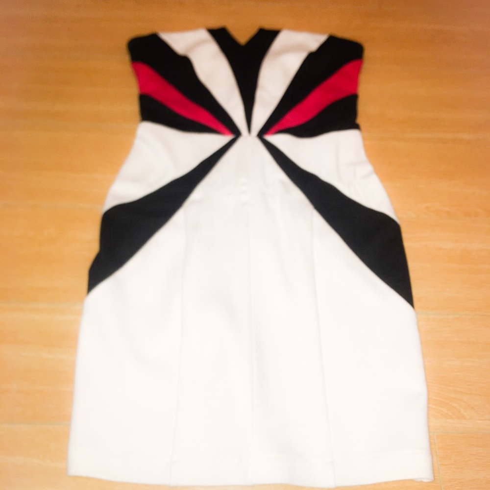 🌹Venus strapless white dress 🌹