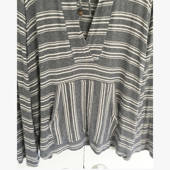 ELLA MOSS- striped keyhole top - Picture 4 of 8