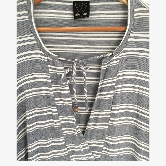 ELLA MOSS- striped keyhole top - Picture 3 of 8