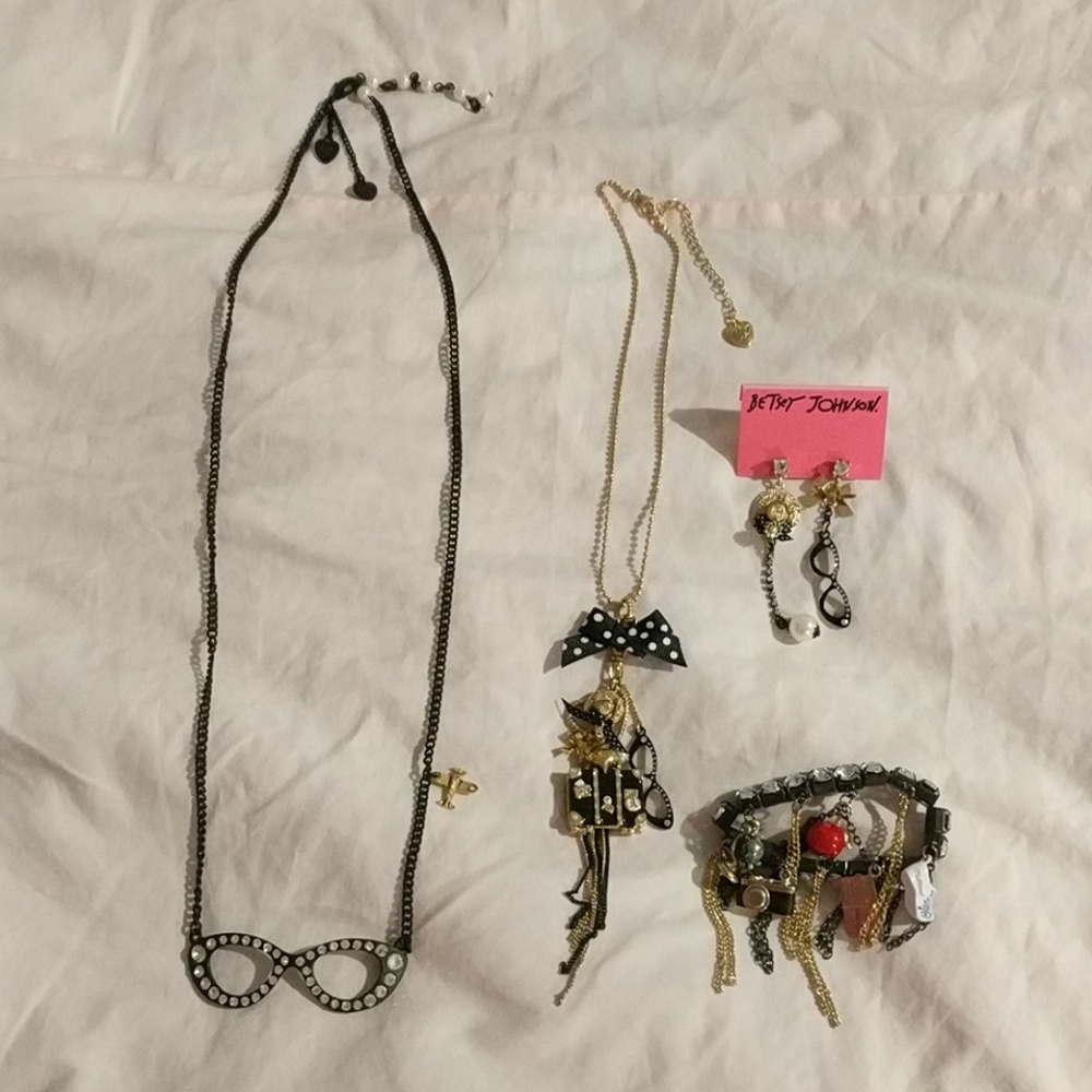 Betsey Johnson Travel Set