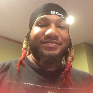 Meet your Posher, Tomas