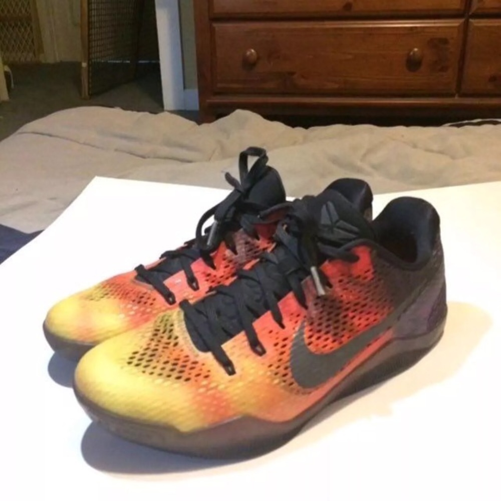 Nike Kobe 11 Sunset