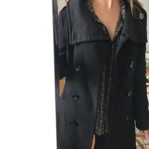 Black fall/winter jacket