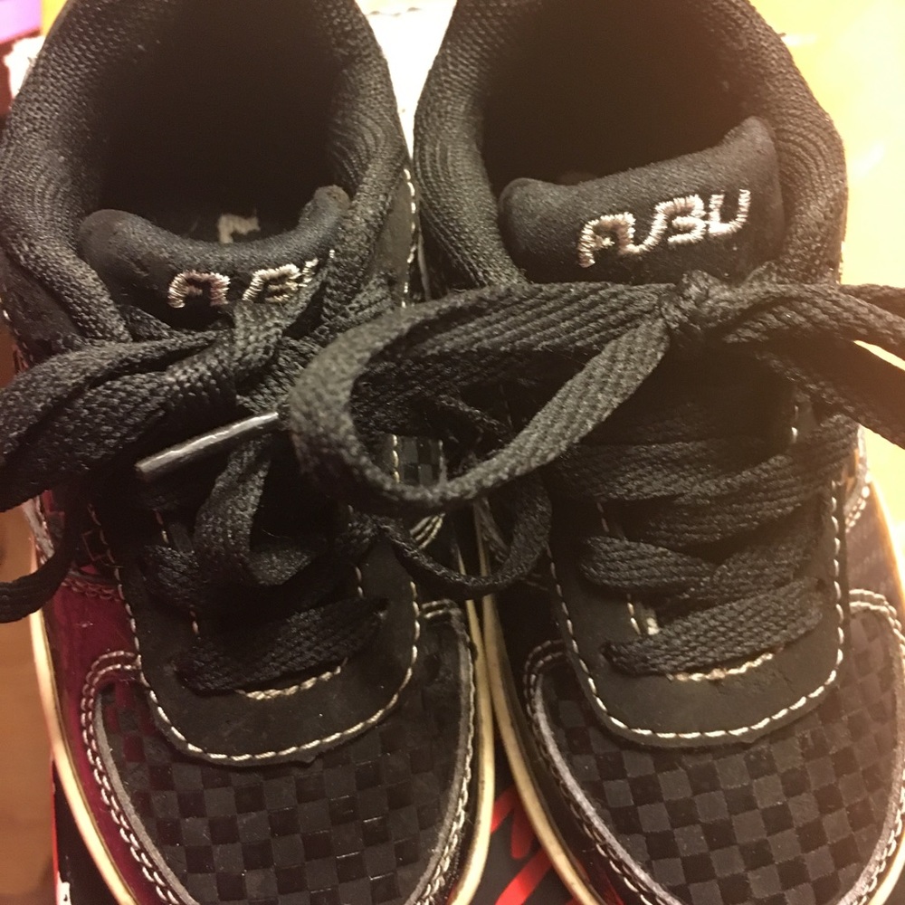 Fubu infant shoe size 7.